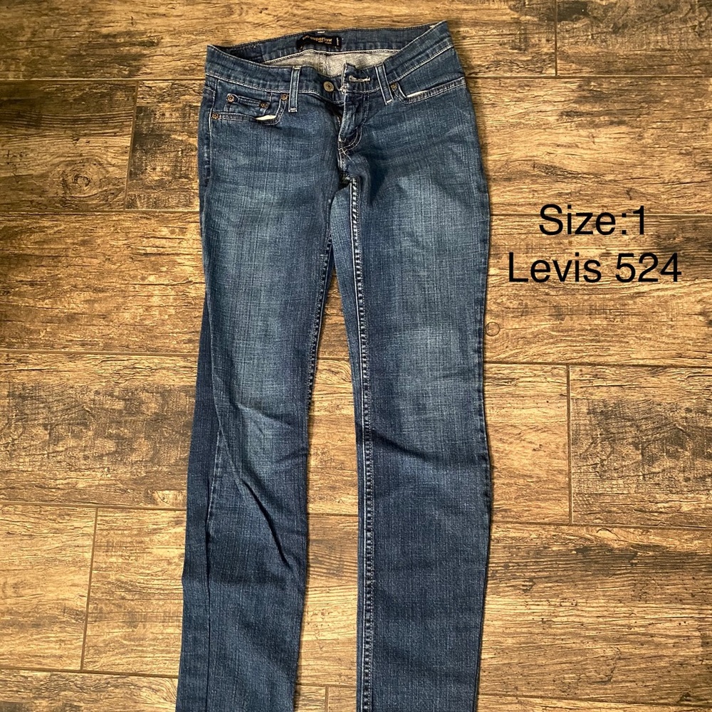 Levis jeans